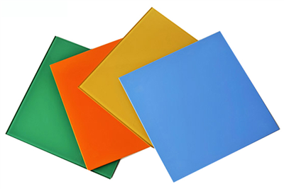 Разница между керамическим фриттовым стеклом и окрашенным стеклом